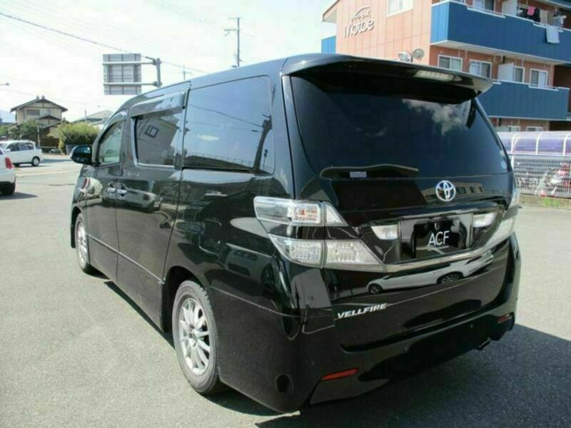 VELLFIRE