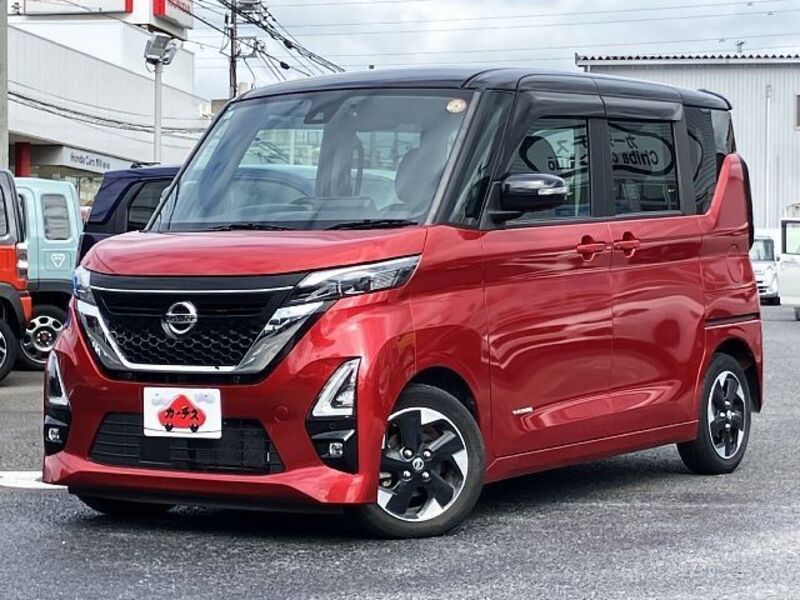 NISSAN ROOX