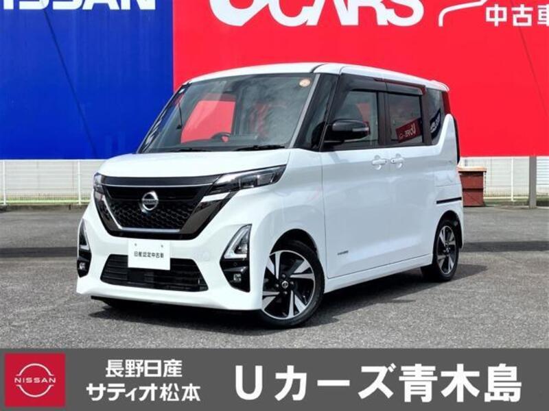 NISSAN ROOX