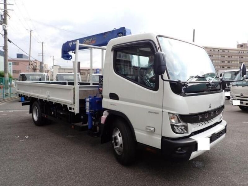 MITSUBISHI CANTER