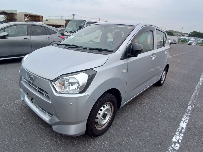 DAIHATSU Mira Es