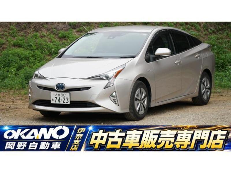 TOYOTA PRIUS