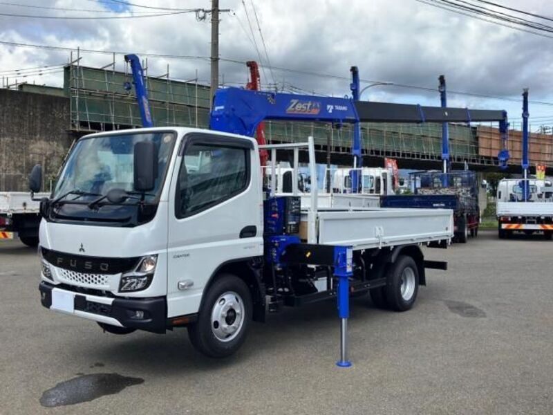 MITSUBISHI CANTER