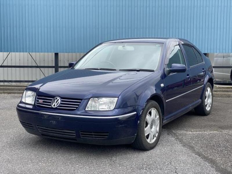 VOLKSWAGEN BORA