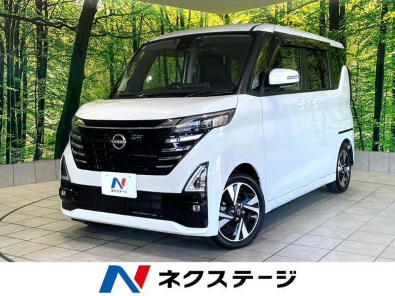 NISSAN ROOX