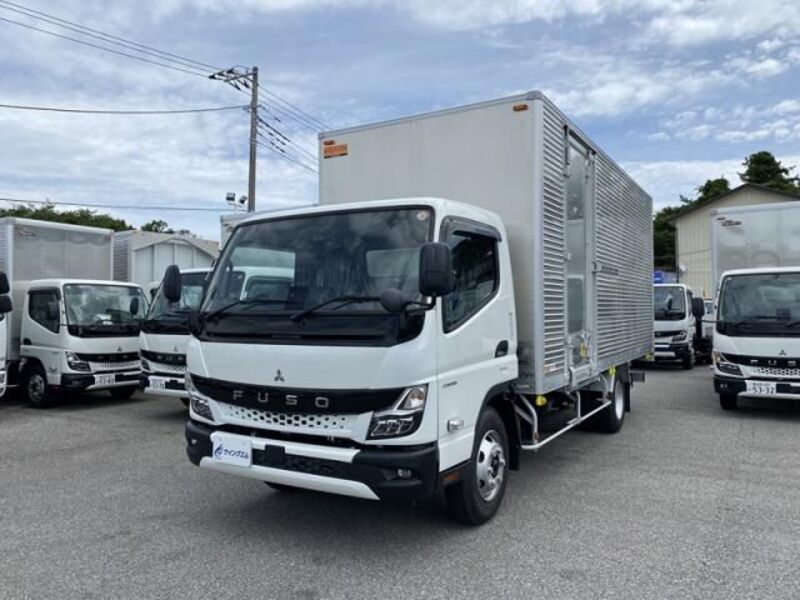 MITSUBISHI CANTER
