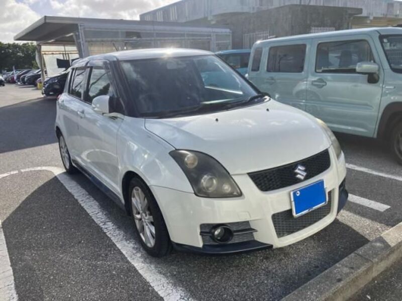 SUZUKI SWIFT