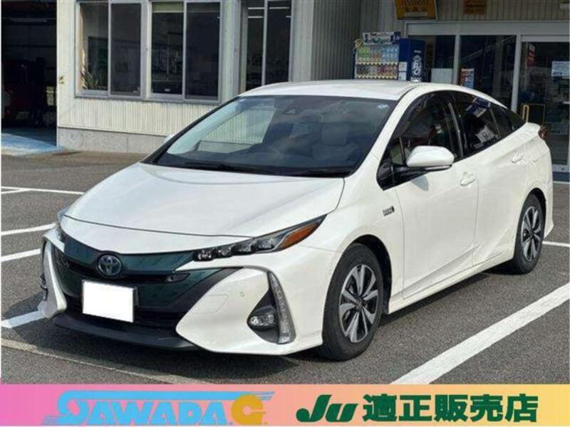 TOYOTA PRIUS PHV