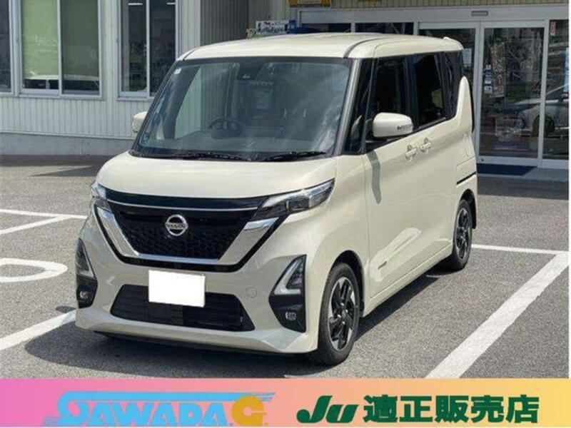 NISSAN ROOX