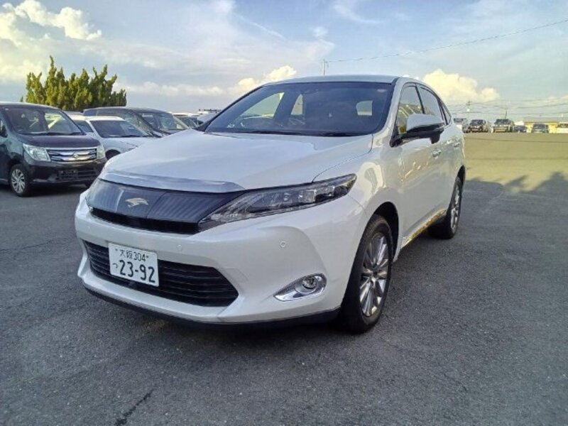 TOYOTA HARRIER