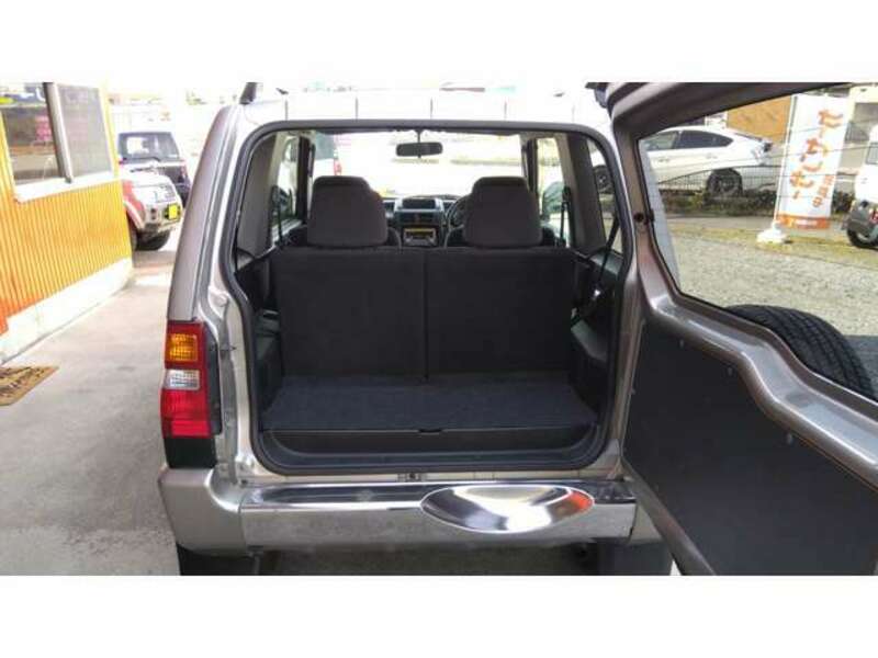 PAJERO MINI