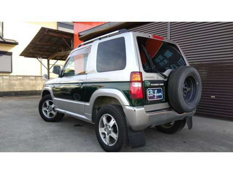 PAJERO MINI