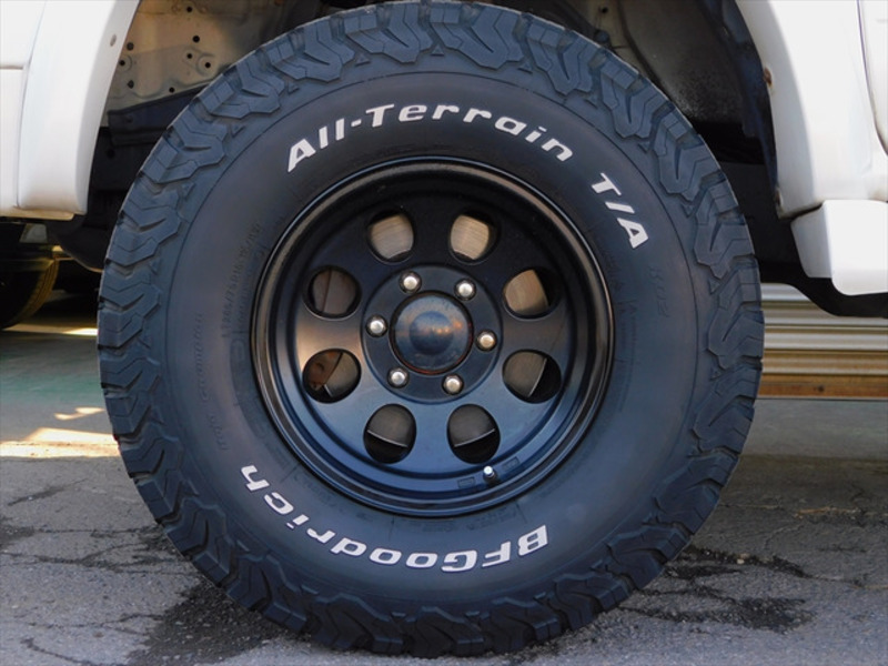 HILUX SURF