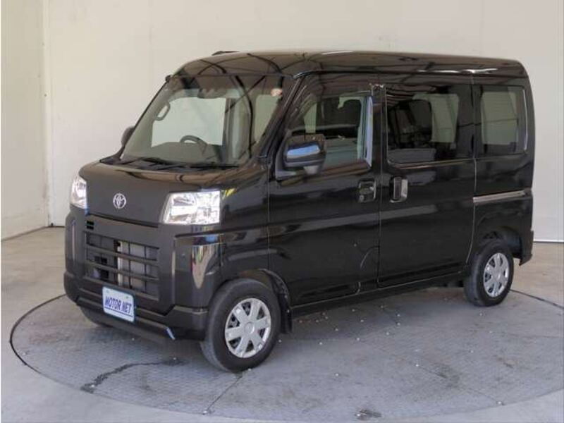 TOYOTA PIXIS VAN