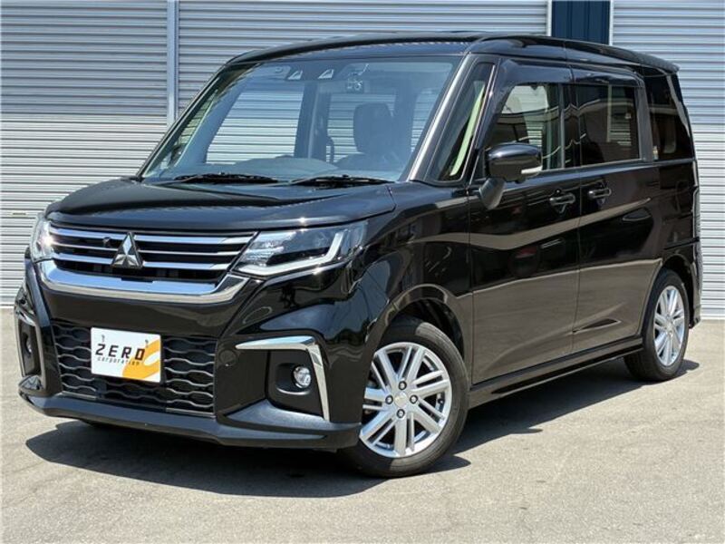 MITSUBISHI DELICA D2