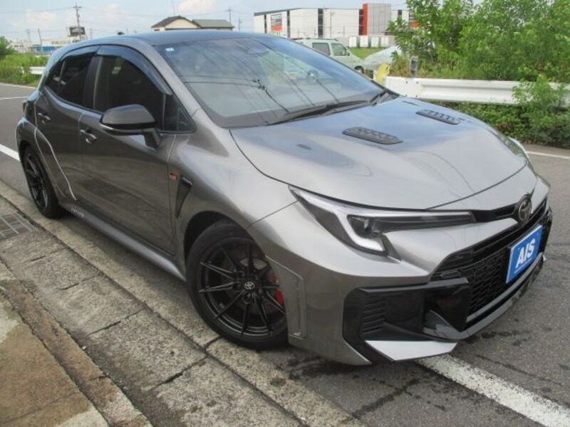 TOYOTA GR COROLLA
