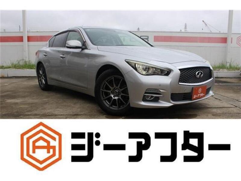 NISSAN SKYLINE