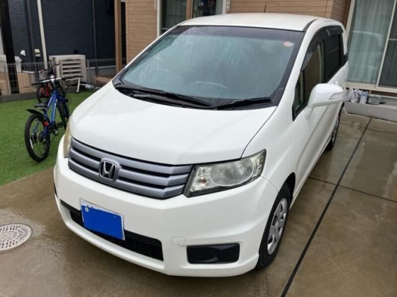 HONDA FREED SPIKE