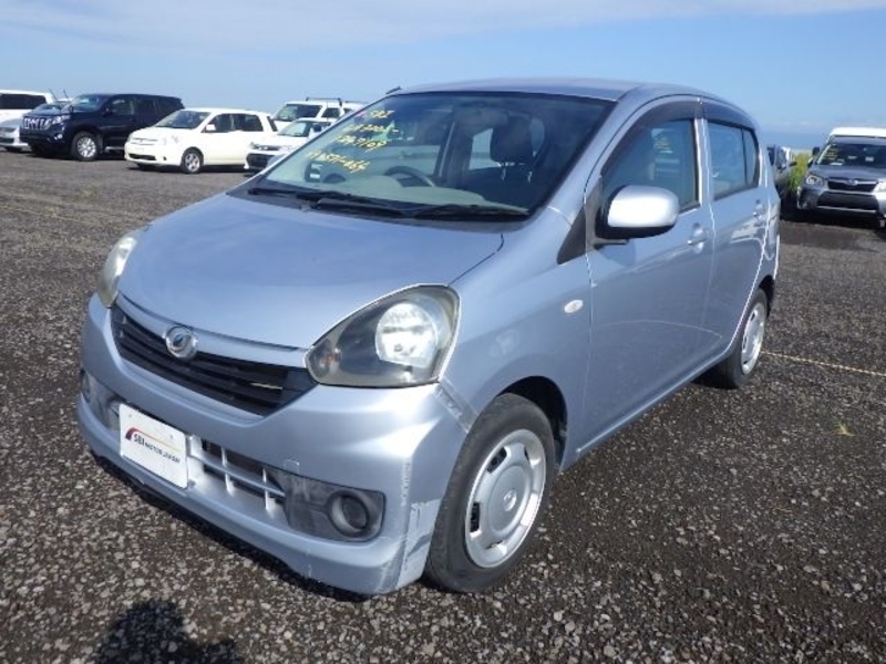 DAIHATSU Mira Es