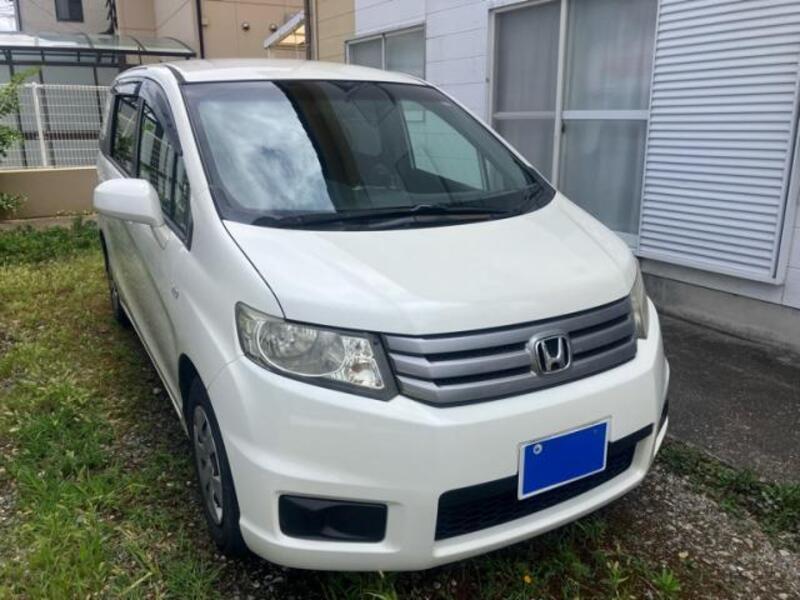 HONDA FREED SPIKE