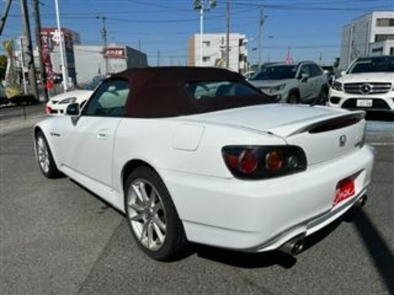 S2000