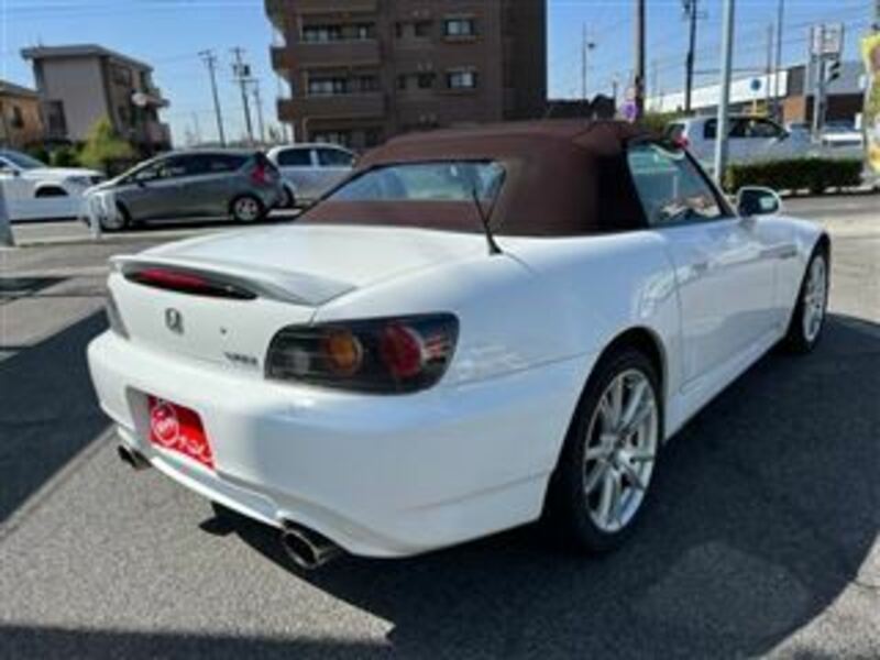 S2000