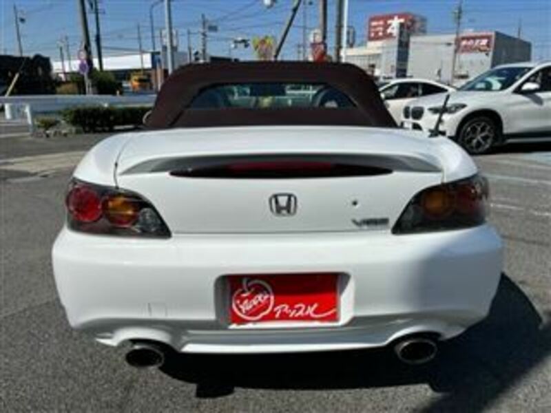 S2000