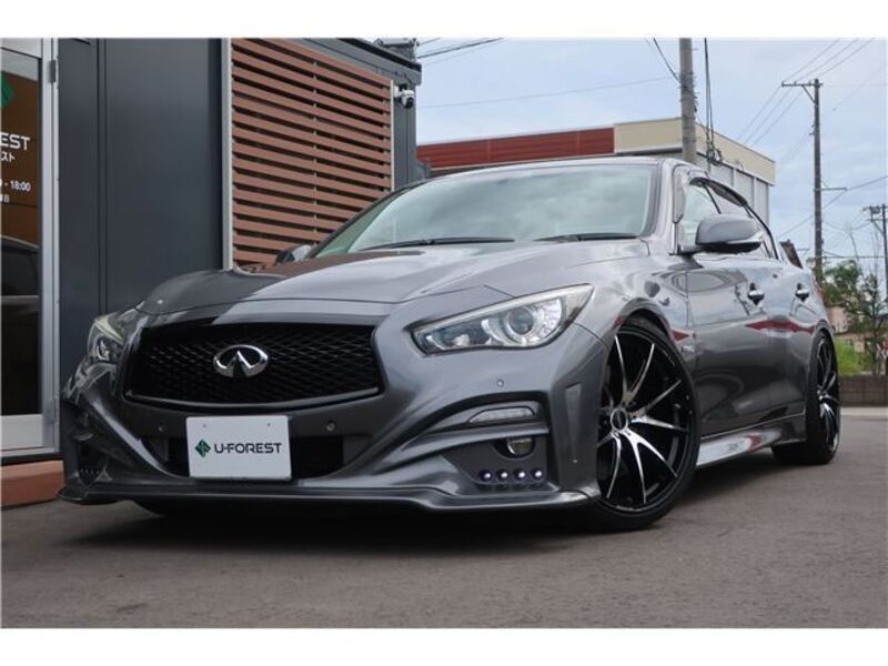 NISSAN SKYLINE