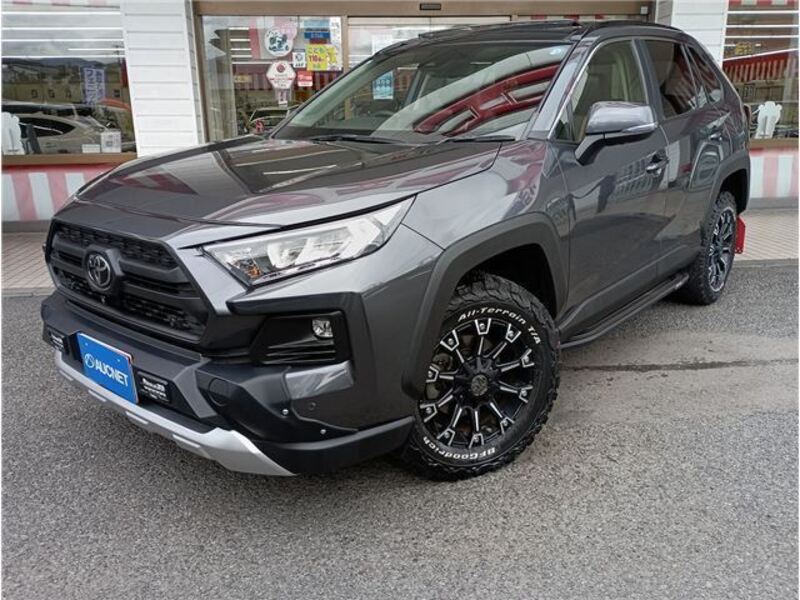 TOYOTA RAV4