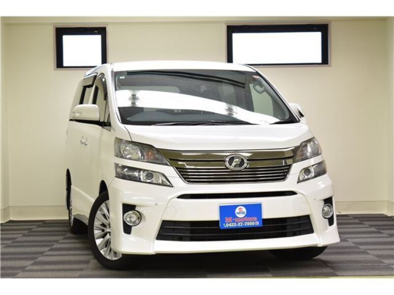 TOYOTA VELLFIRE