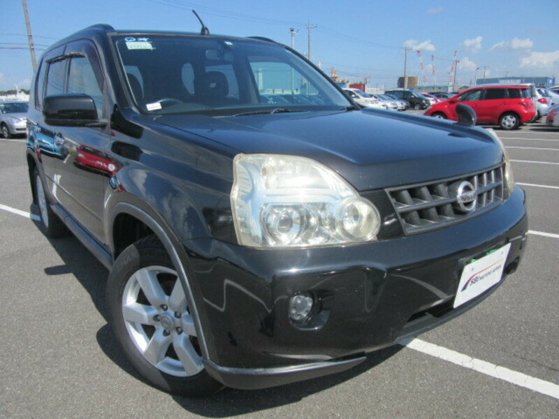 X-TRAIL-1