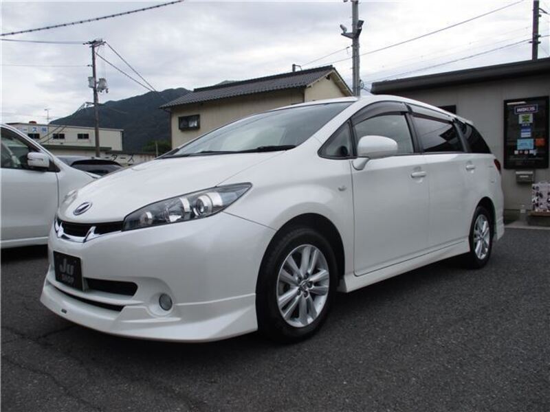 TOYOTA WISH