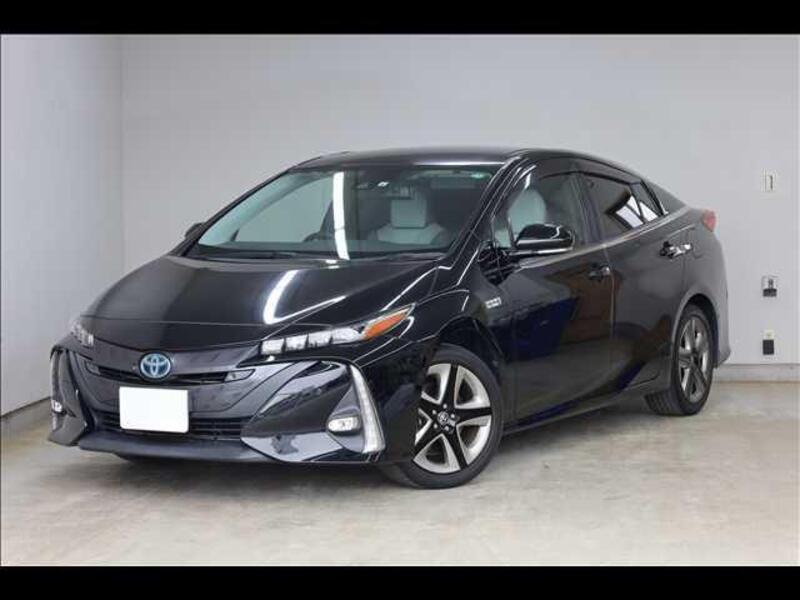 TOYOTA PRIUS PHV