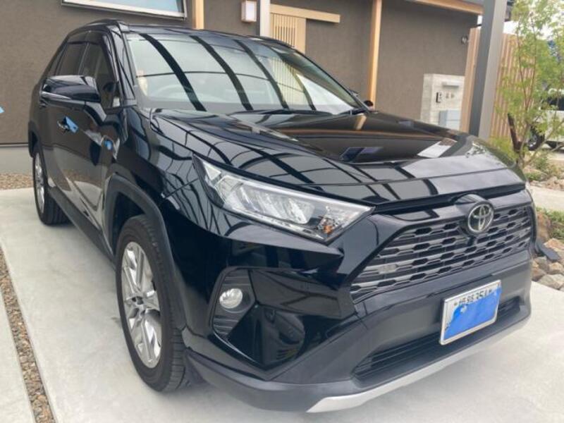 TOYOTA RAV4