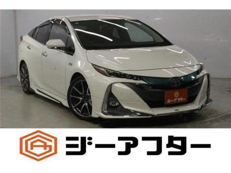 TOYOTA PRIUS PHV