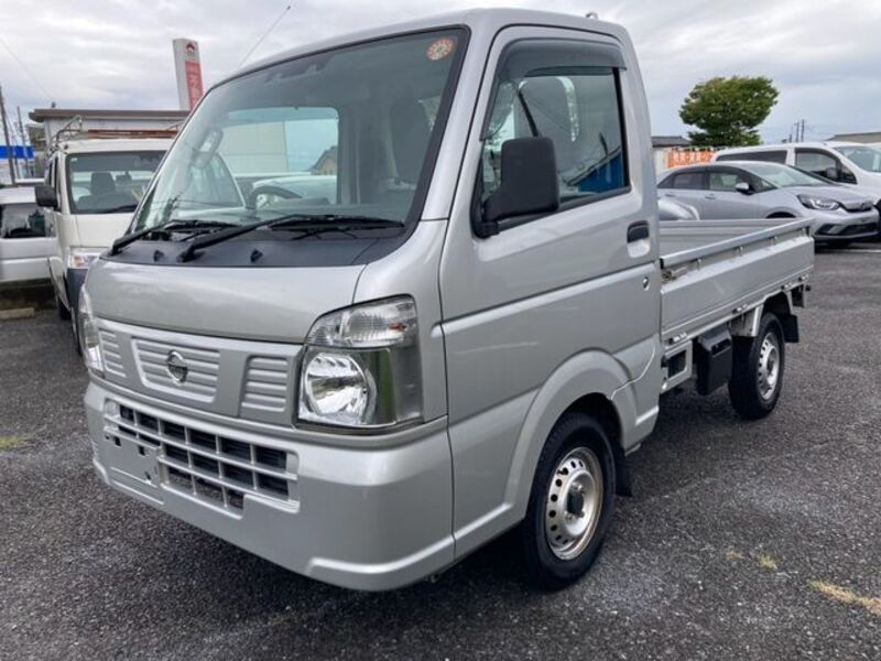 NISSAN NT100 CLIPPER