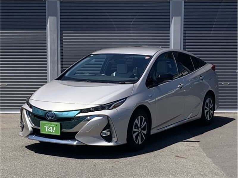 TOYOTA PRIUS PHV