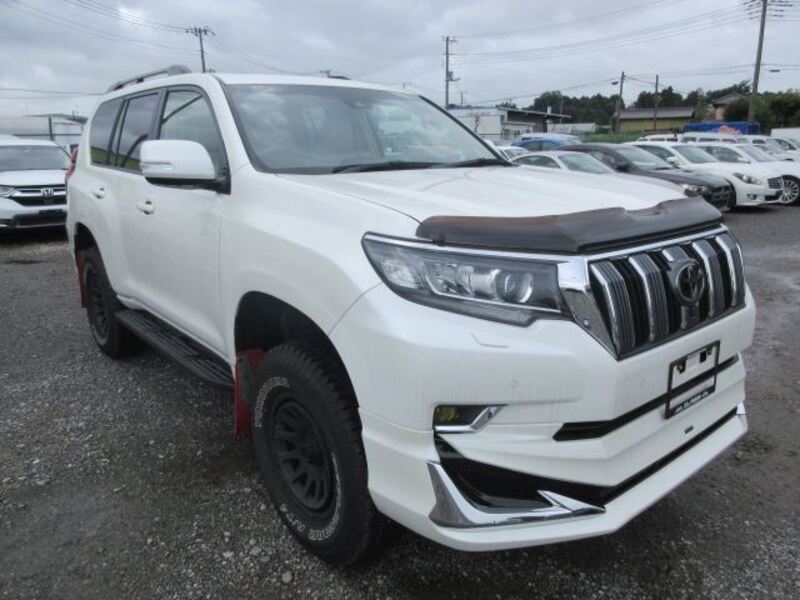 TOYOTA LAND CRUISER PRADO