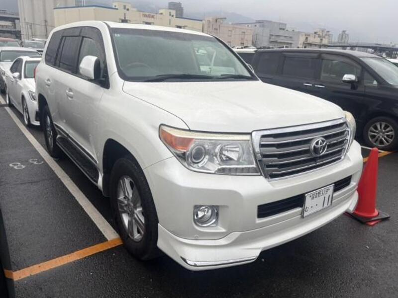 TOYOTA LAND CRUISER