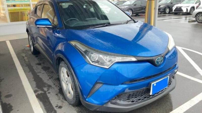 TOYOTA C-HR