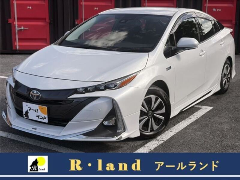 TOYOTA PRIUS PHV