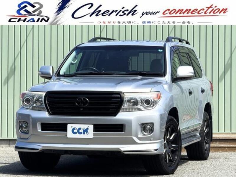 TOYOTA LAND CRUISER
