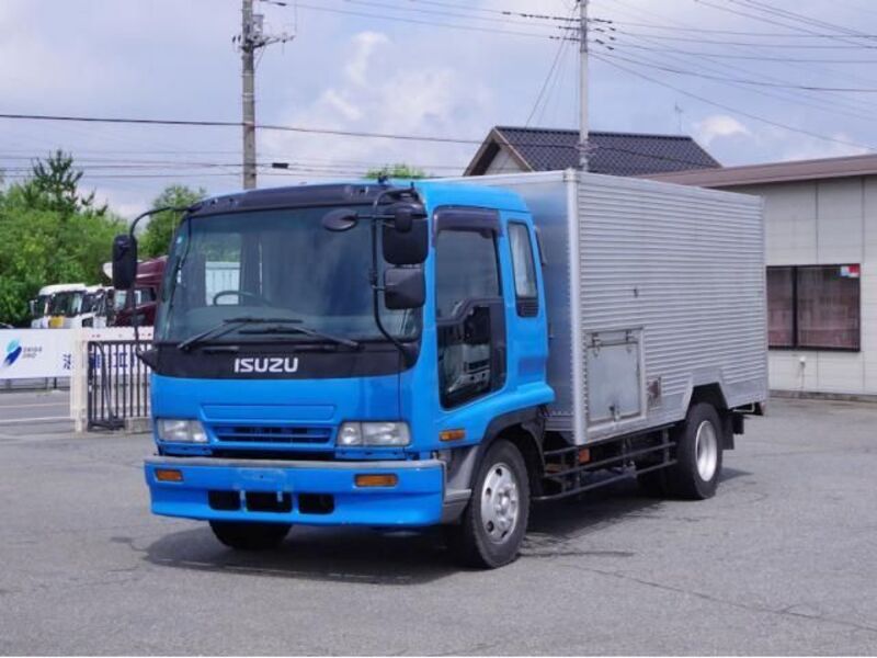 ISUZU FORWARD