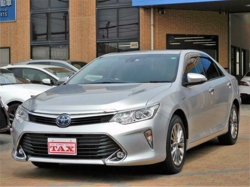 Toyota Camry 2017 reviews technical data prices