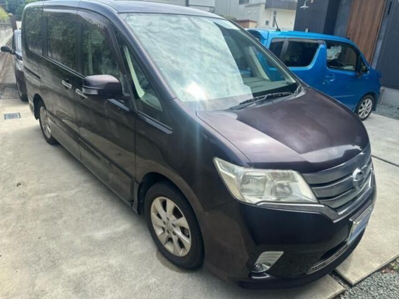NISSAN SERENA