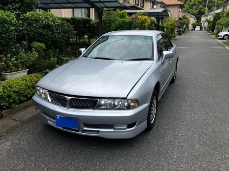 MITSUBISHI DIAMANTE