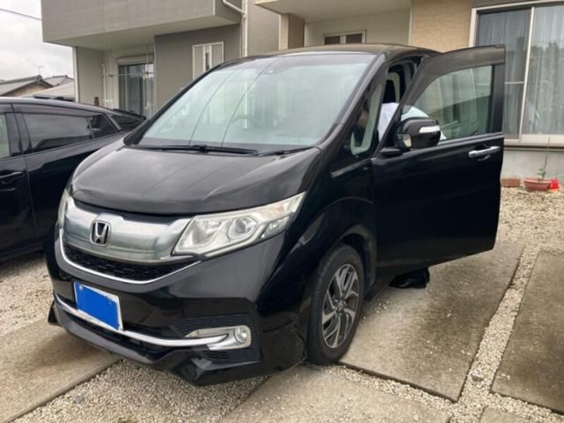 HONDA STEPWAGON SPADA