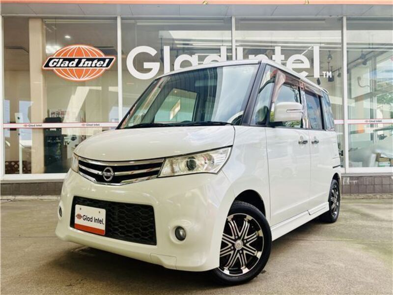 NISSAN ROOX
