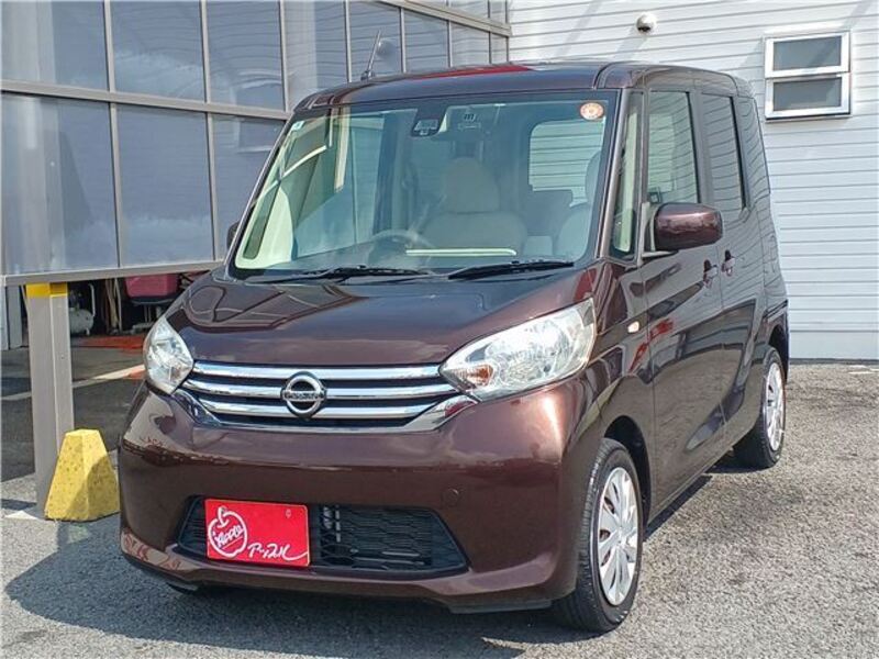 NISSAN DAYZ ROOX