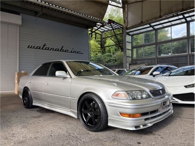 TOYOTA MARK II